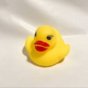 FREE IF BUNDLED Classic Yellow Squeaky Rubber Duck BRAND NEW NWT